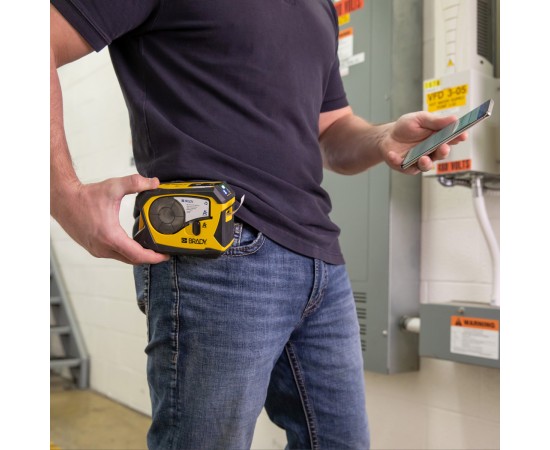 M211 Taşınabilir Blueetoth Bağlantılı Etiket Makinesi M211 Taşınabilir Blueetoth Bağlantılı Etiket Makinesi